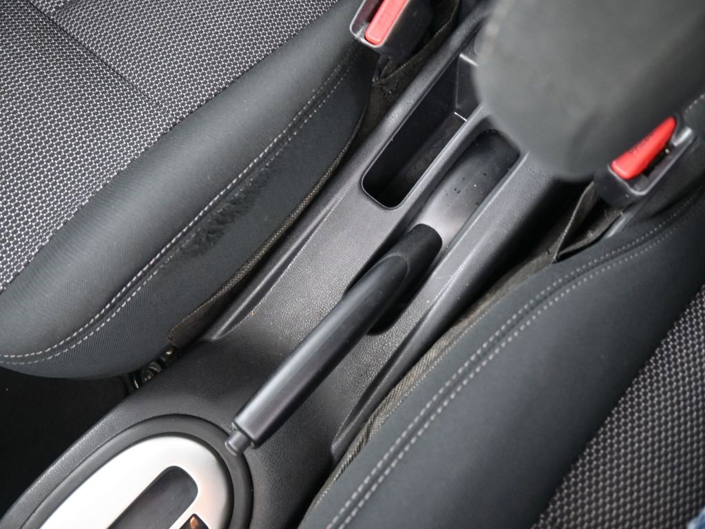 Used 2019 Nissan Versa SV image 31