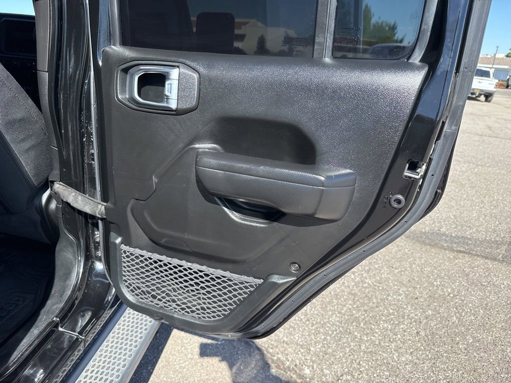 Used 2021 Jeep Wrangler Unlimited Sport image 32