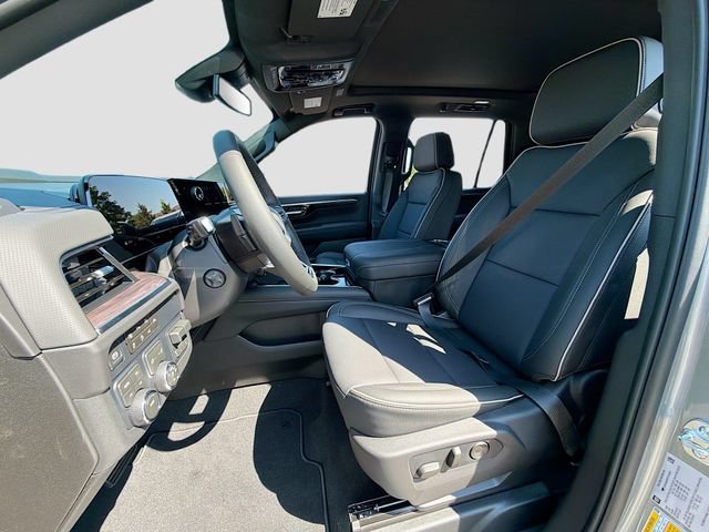 New 2026 Chevrolet Tahoe Premier w/ Sun And Tow Package AWD/4WD image 23