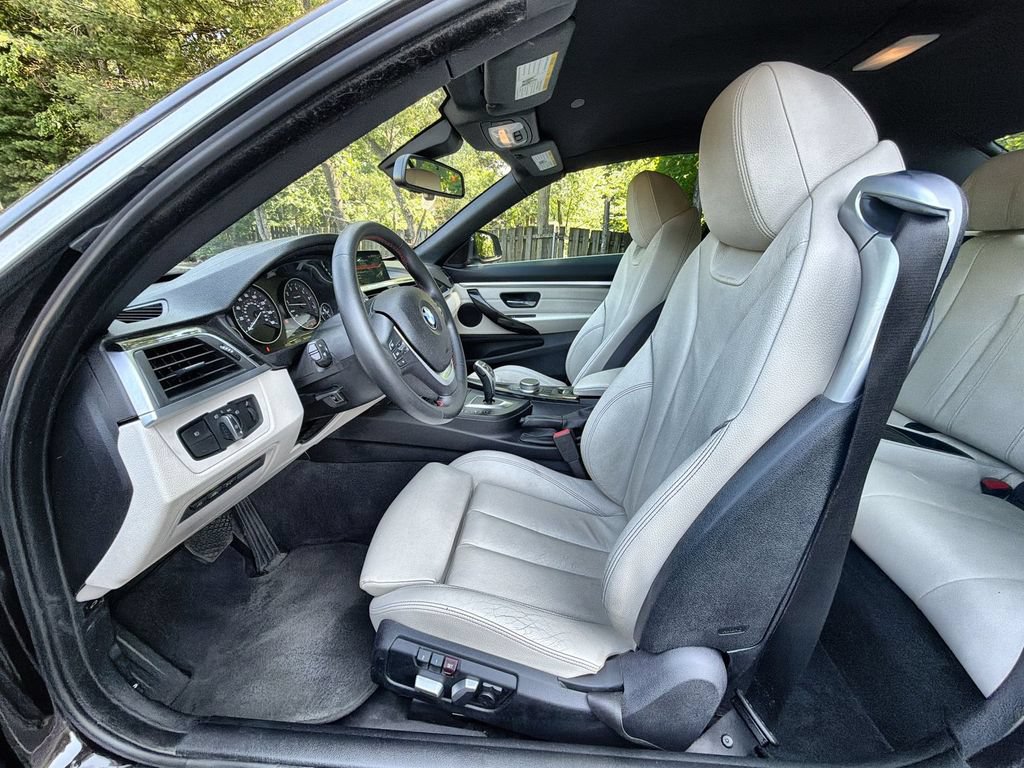 Used 2019 BMW 430i xDrive Convertible w/ Executive Package AWD/4WD image 10