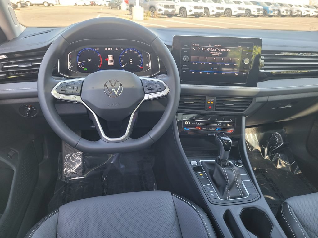 New 2026 Volkswagen Jetta SEL FWD image 18