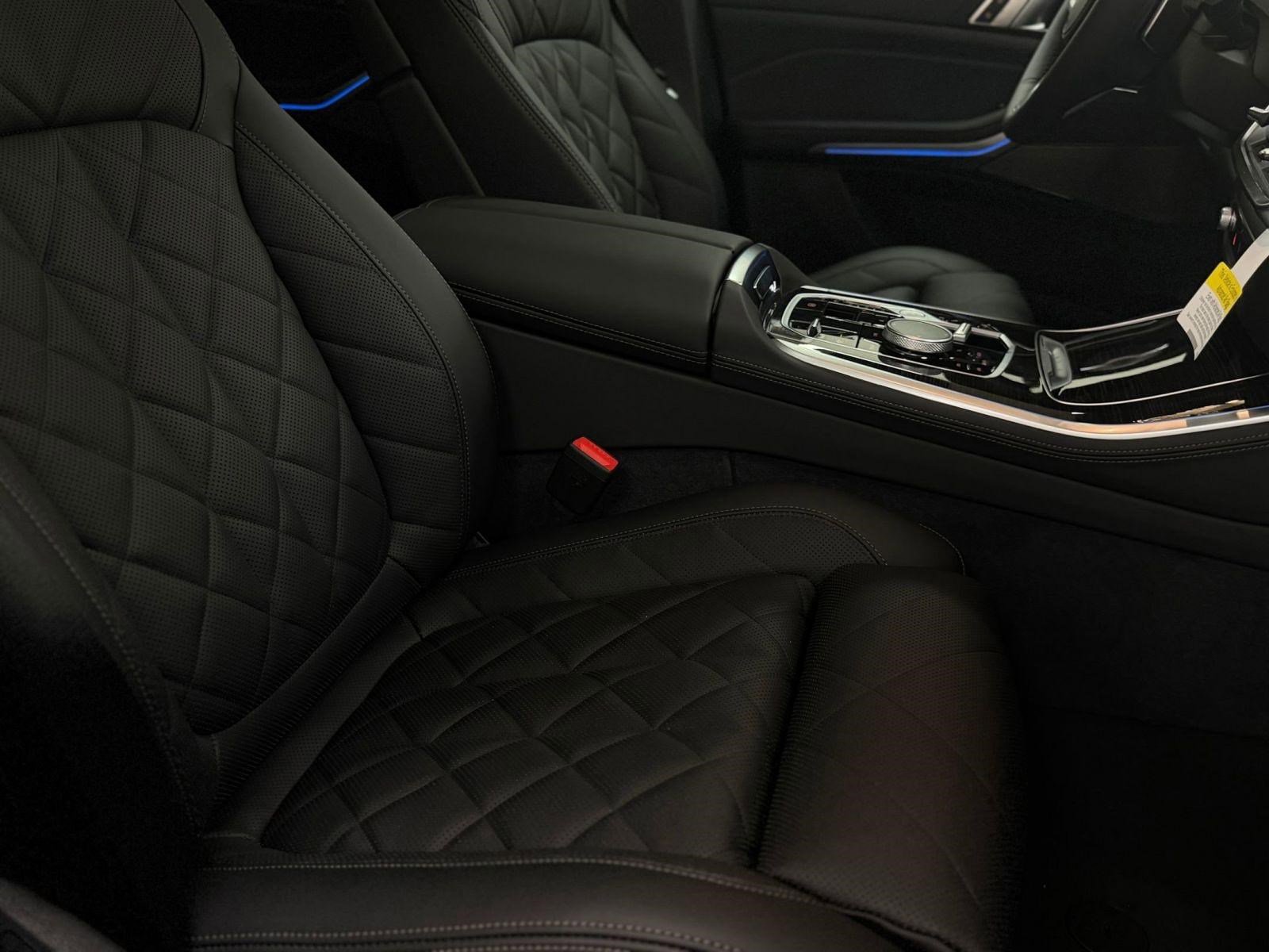 New 2026 BMW X5 xDrive50e w/ M Sport Package image 27