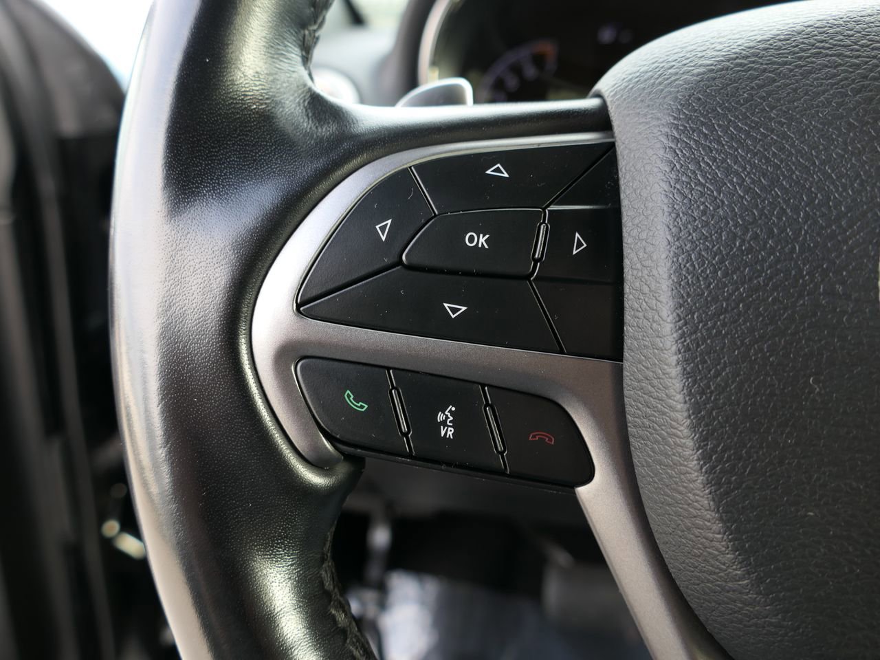 Used 2021 Jeep Grand Cherokee Limited X image 14