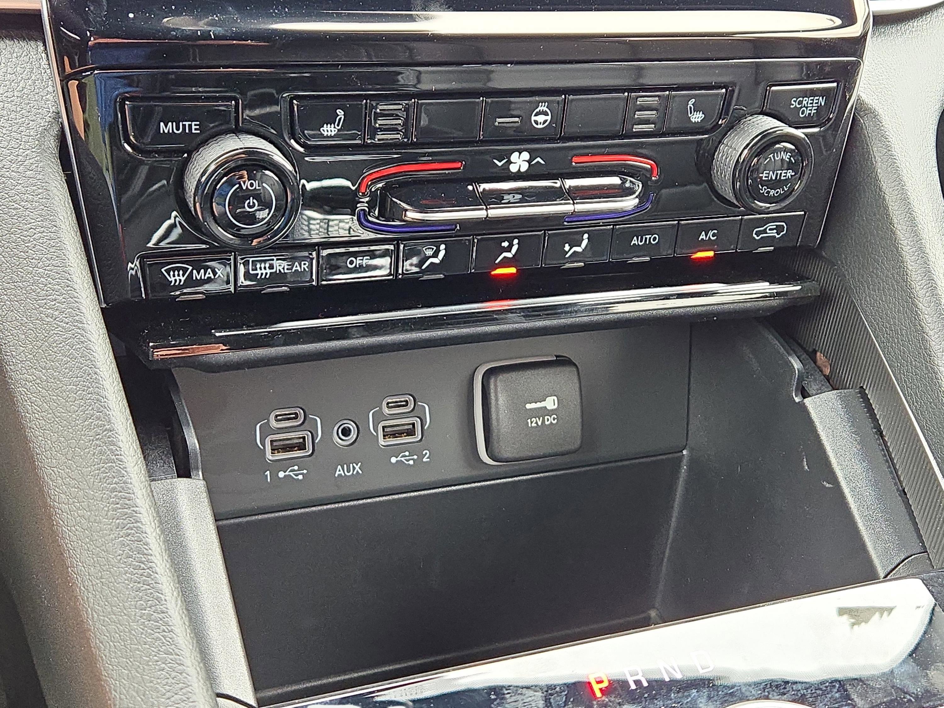 New 2025 Jeep Grand Cherokee L Limited w/ Black Appearance Package image 29