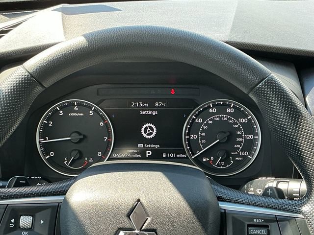 Used 2022 Mitsubishi Outlander ES image 14