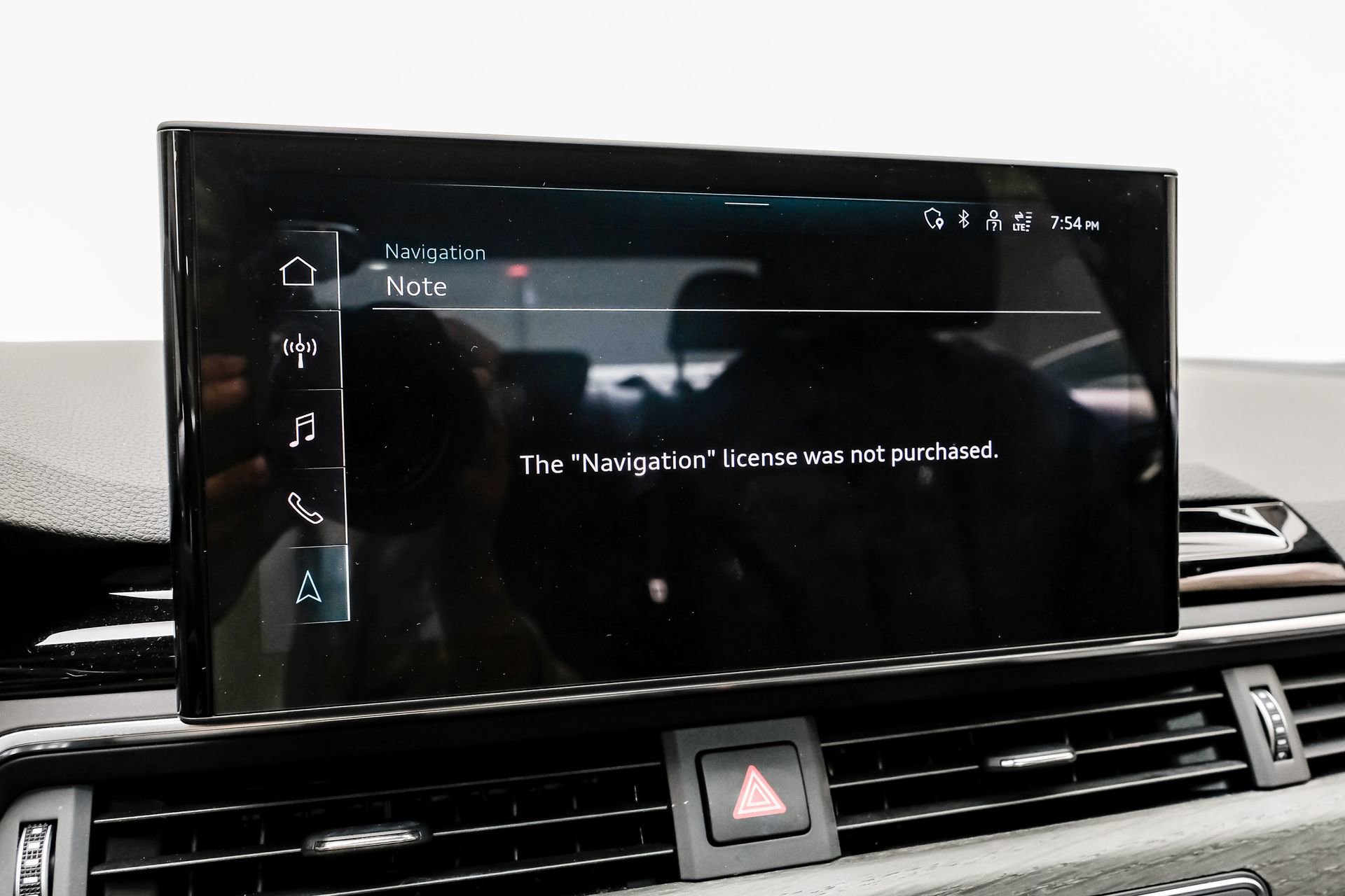 Used 2023 Audi A4 2.0T Premium w/ Convenience Package image 34