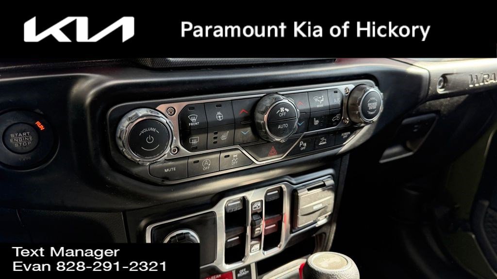 Used 2022 Jeep Wrangler Unlimited Rubicon w/ Cold Weather Group image 11