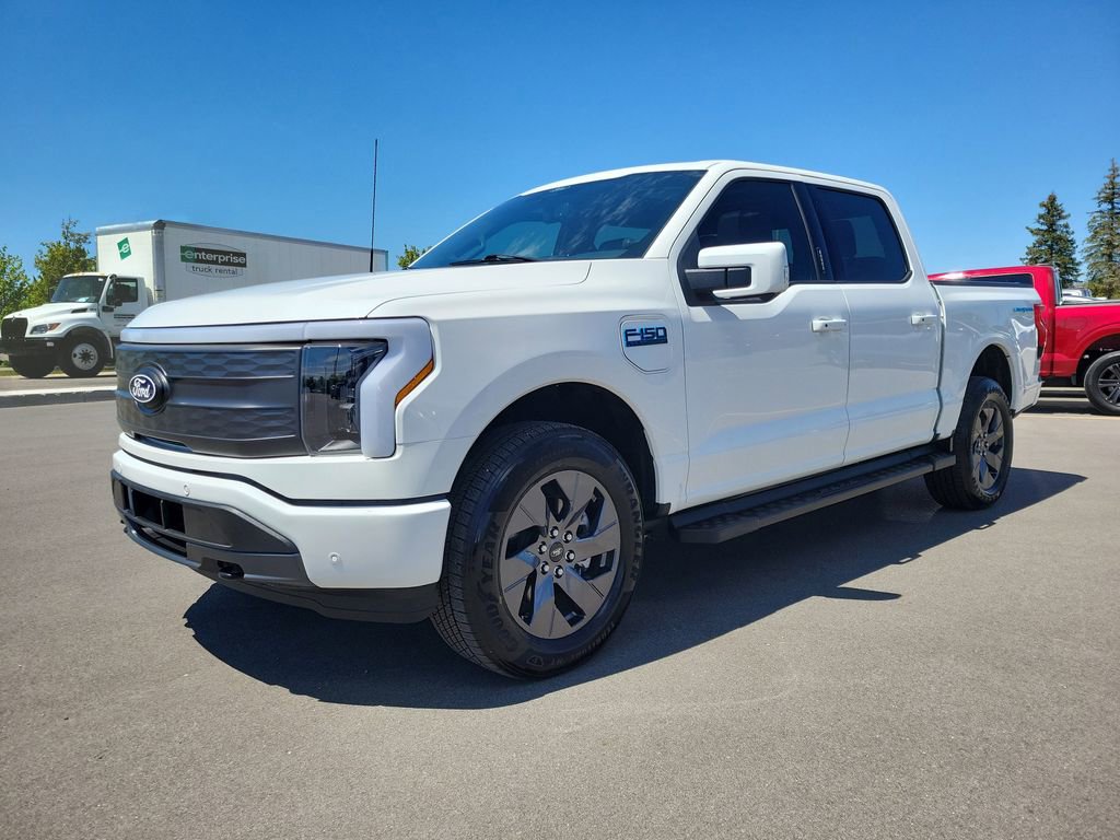 Used 2025 Ford F150 Lightning Lariat AWD/4WD image 2