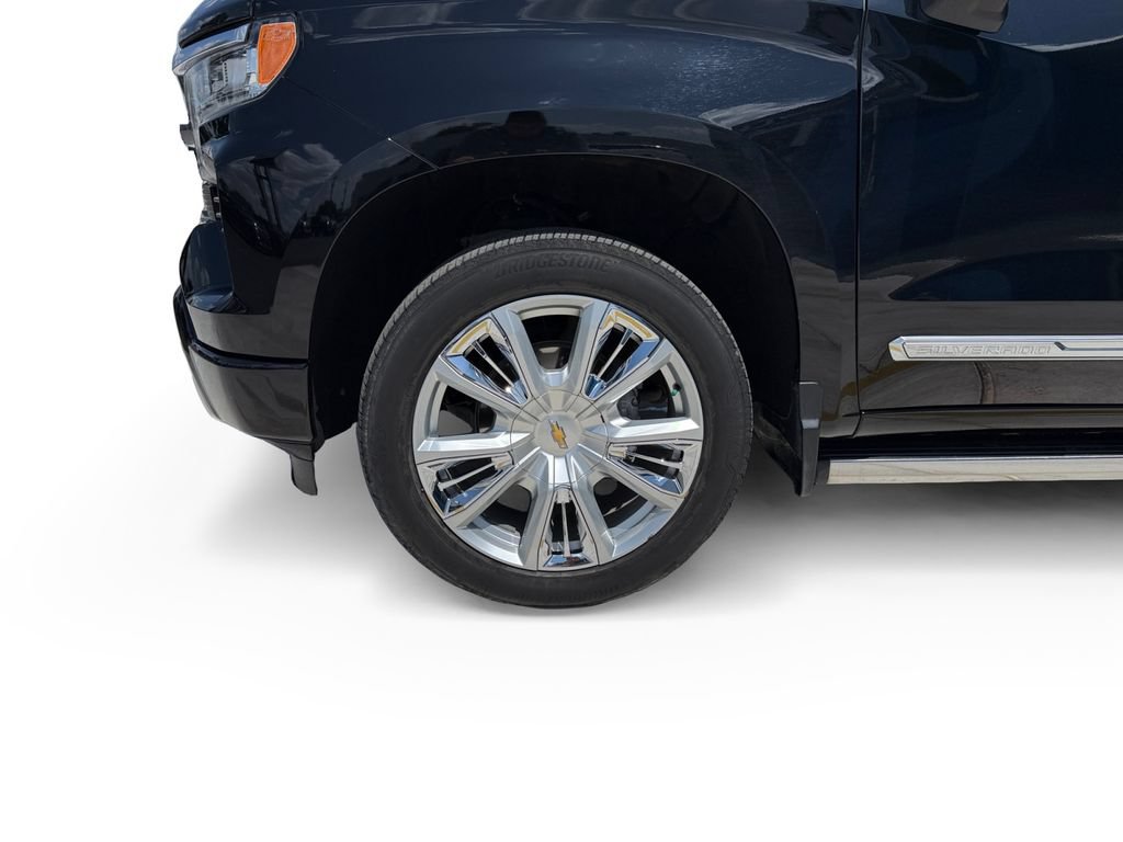Used 2024 Chevrolet Silverado 1500 High Country RWD image 9
