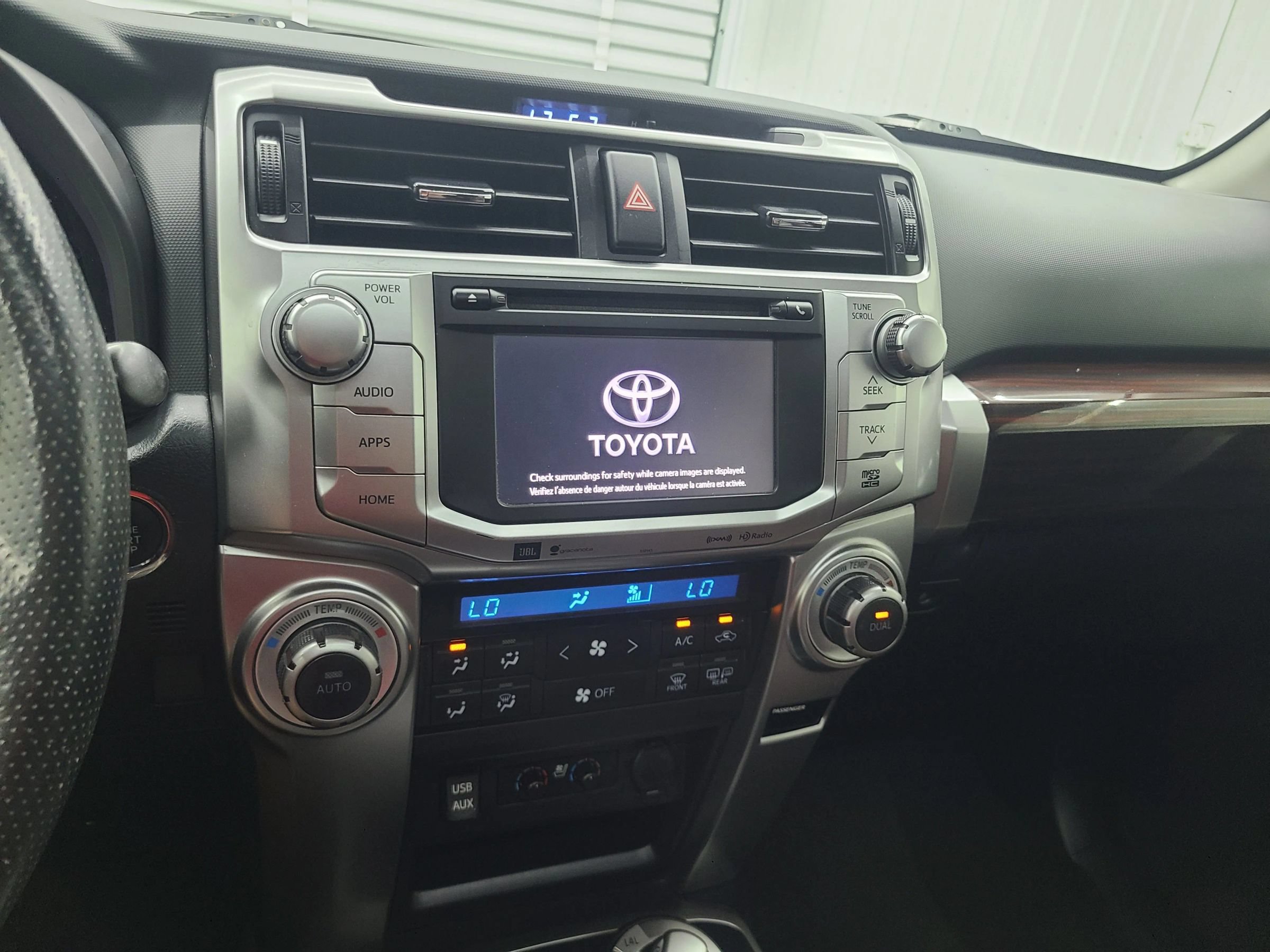 Used 2016 Toyota 4Runner Limited AWD/4WD image 26