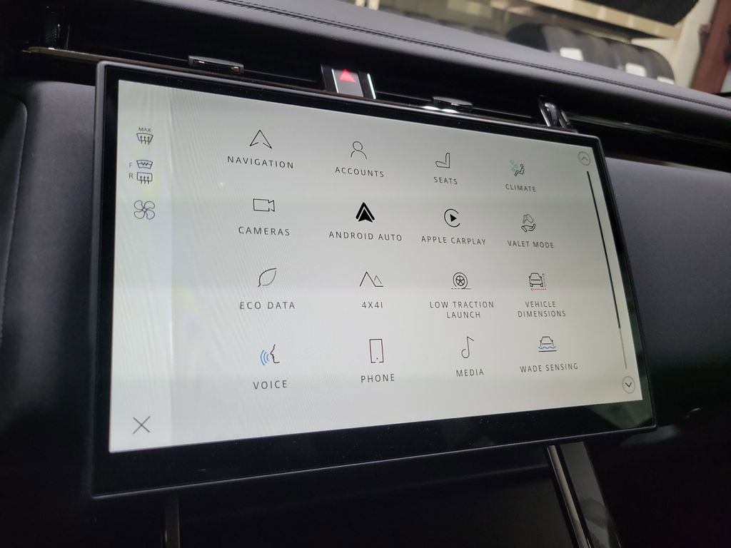 New 2026 Land Rover Range Rover Velar Dynamic SE image 31