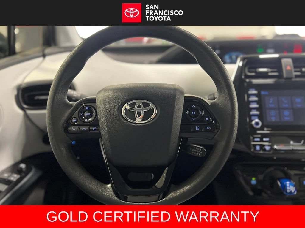 Certified 2022 Toyota Prius LE FWD image 28