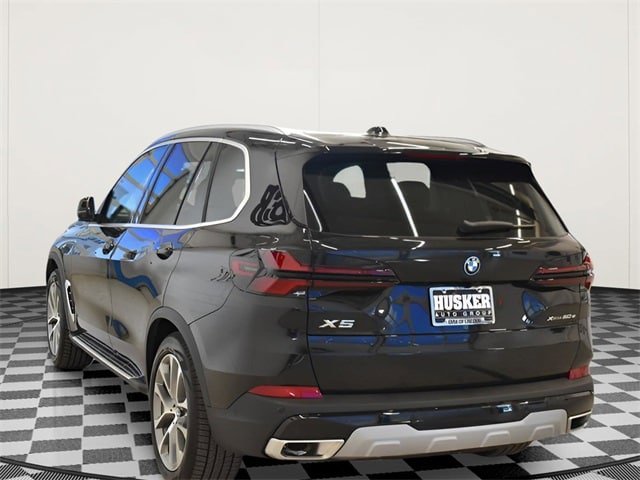 New 2026 BMW X5 xDrive50e w/ Premium Package image 10