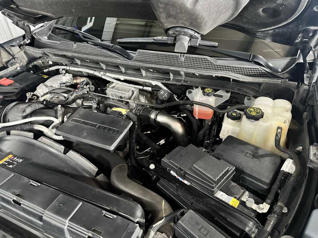 Used 2021 Chevrolet Silverado 3500 LTZ w/ LTZ Plus Package image 23