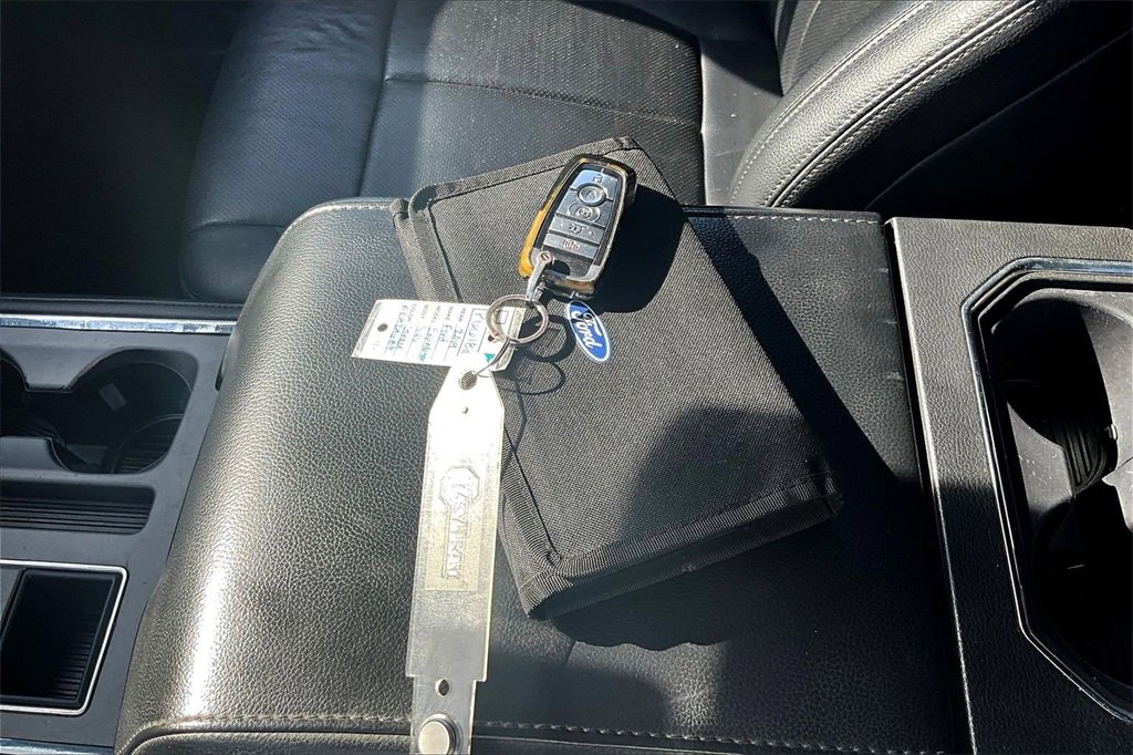 Used 2019 Ford Expedition Max XLT w/ Equipment Group 202A image 36