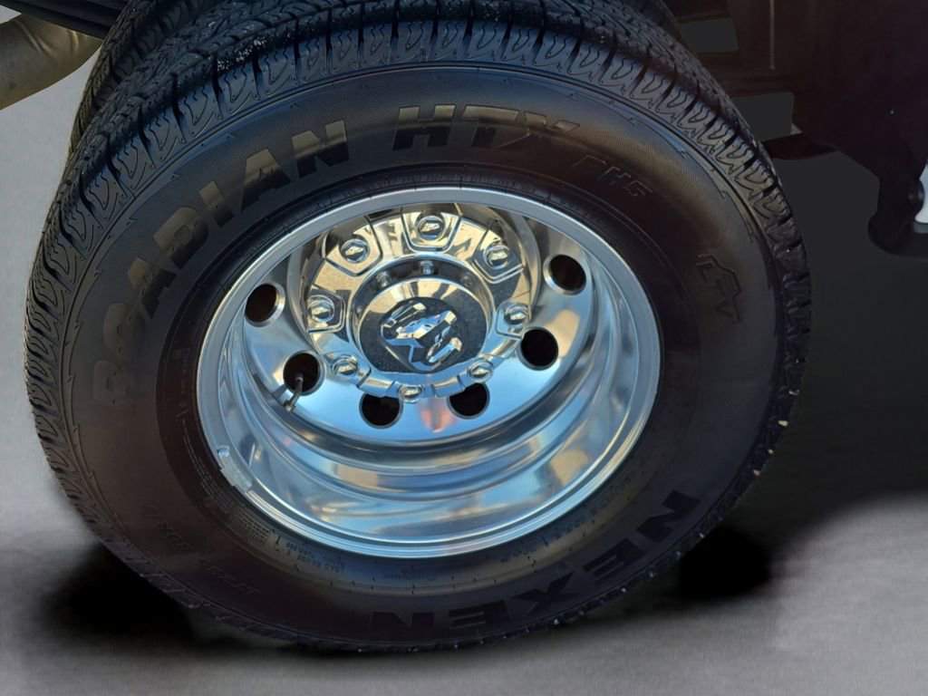 Used 2025 RAM 3500 Tradesman w/ Chrome Appearance Group image 5