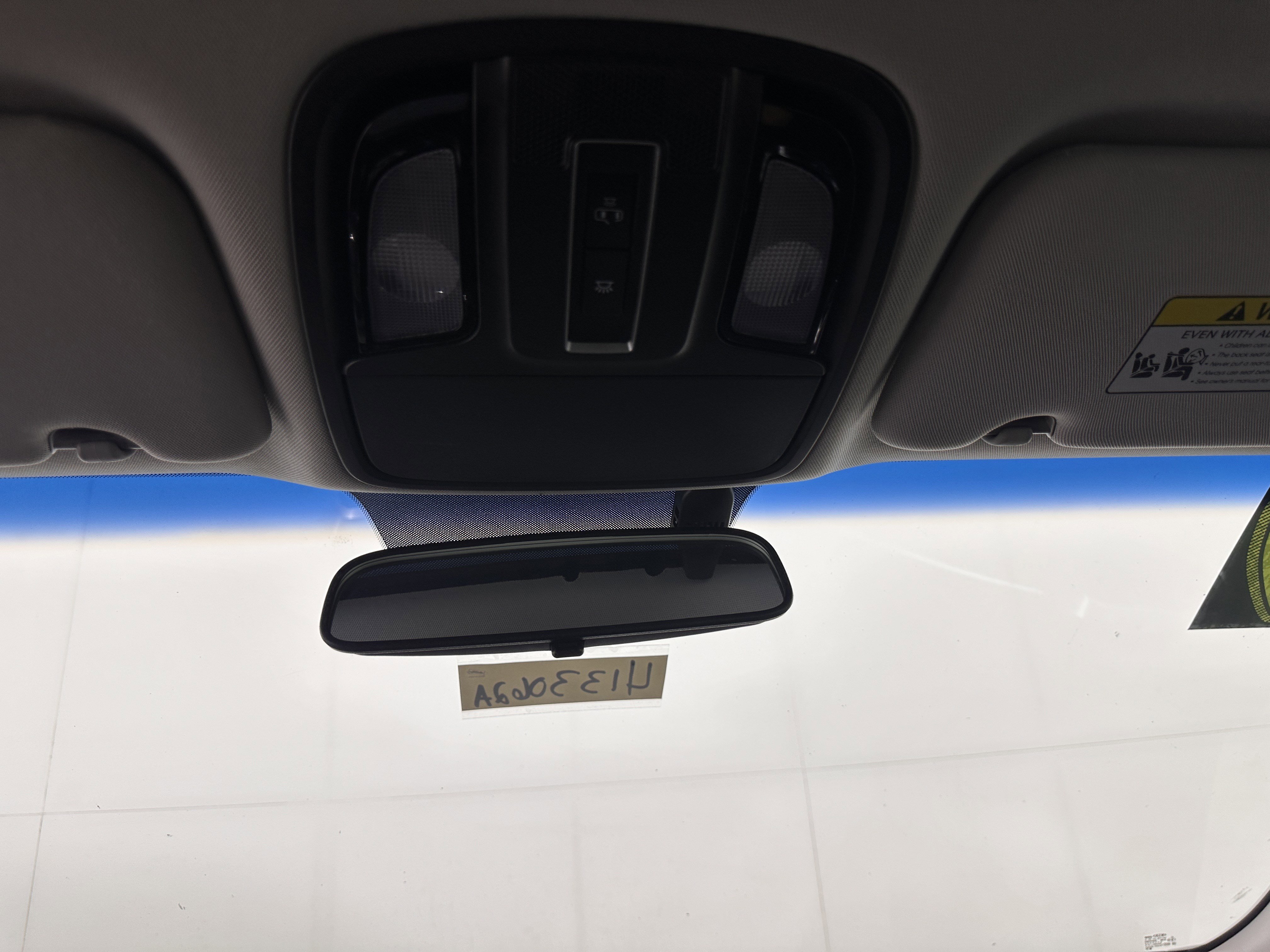 Used 2019 Kia Sorento LX image 30