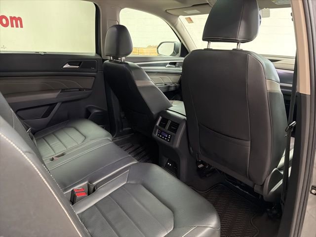 Used 2023 Volkswagen Atlas SEL Premium image 18