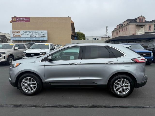 Used 2023 Ford Edge SEL image 2