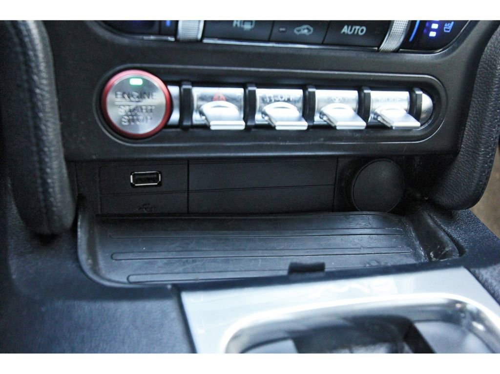 Used 2022 Ford Mustang Premium image 27