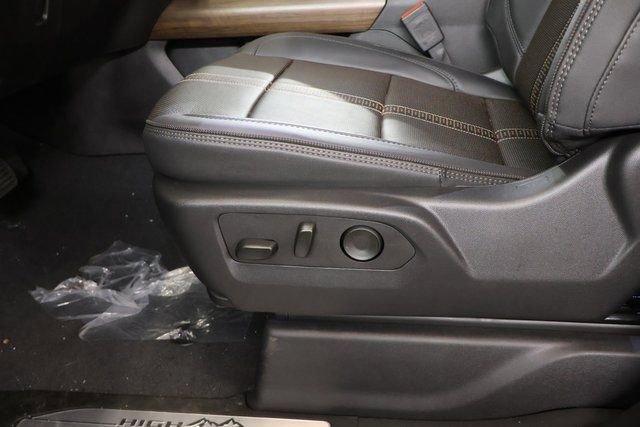 New 2026 Chevrolet Silverado 3500 High Country w/ Technology Package image 11