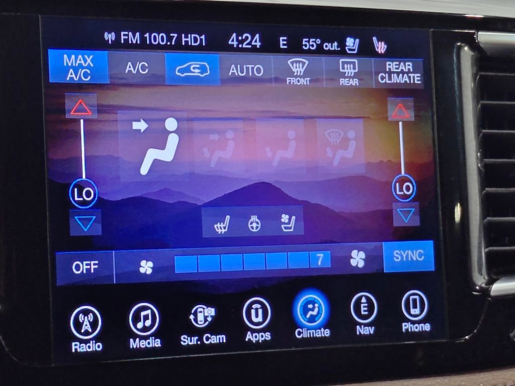Used 2017 Chrysler Pacifica Limited FWD image 64