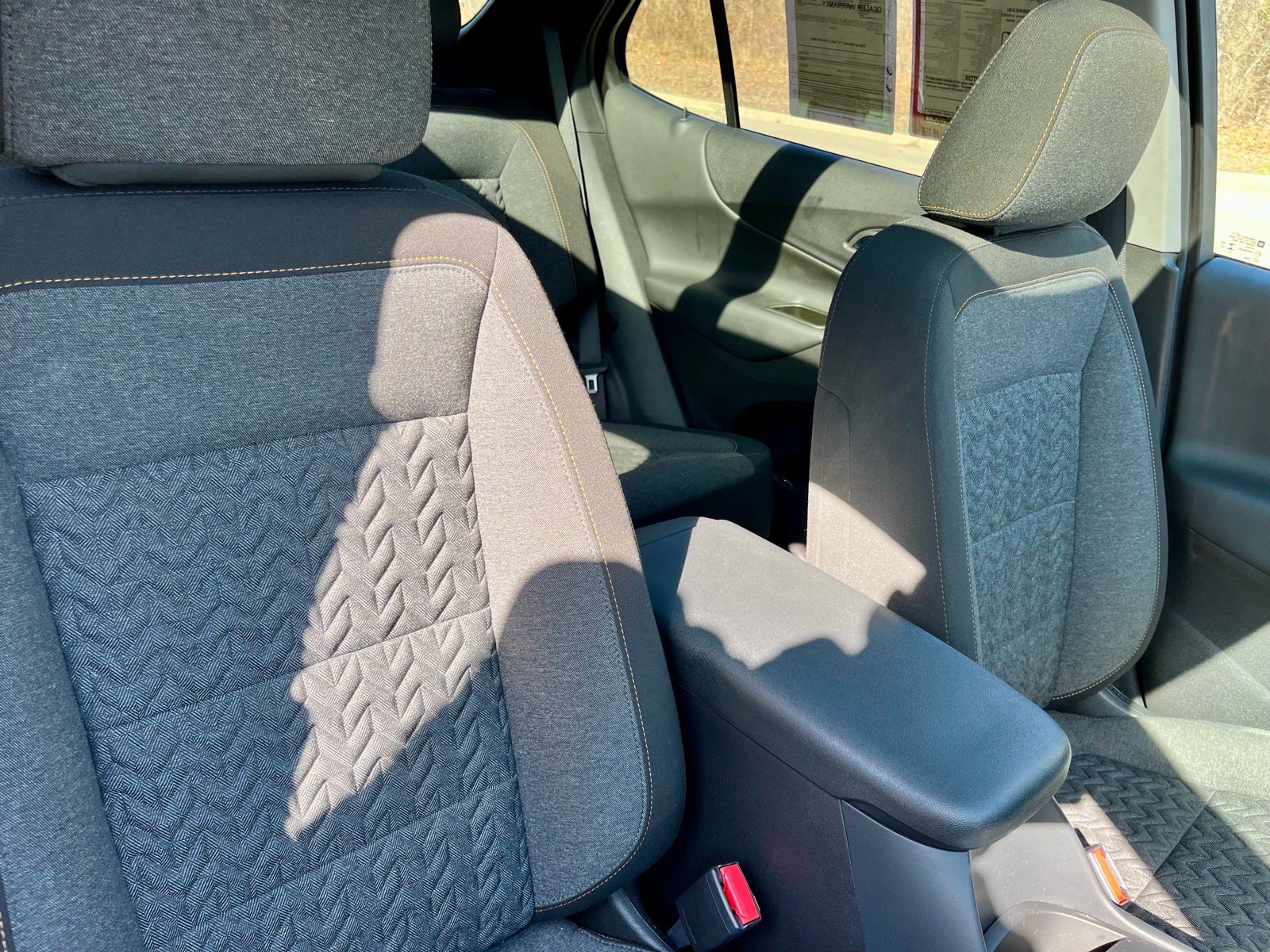 Used 2024 Chevrolet Equinox LT w/ LPO, Floor Liner Package FWD image 12