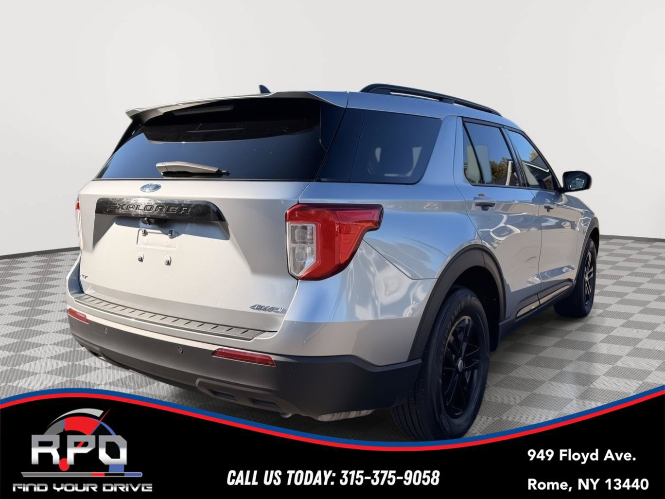 Used 2022 Ford Explorer XLT AWD/4WD image 5