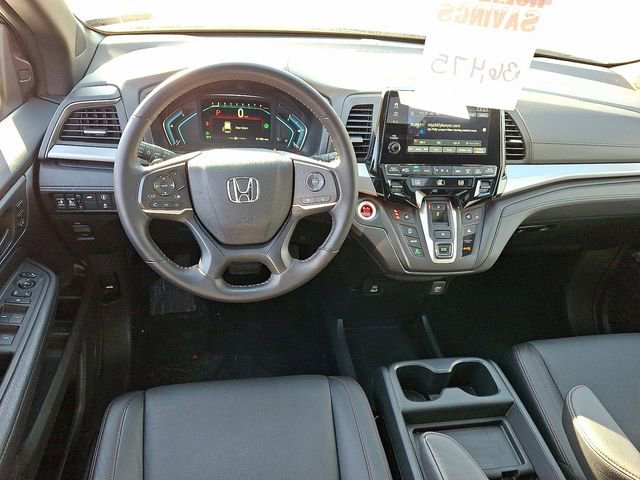 Used 2024 Honda Odyssey Sport image 14