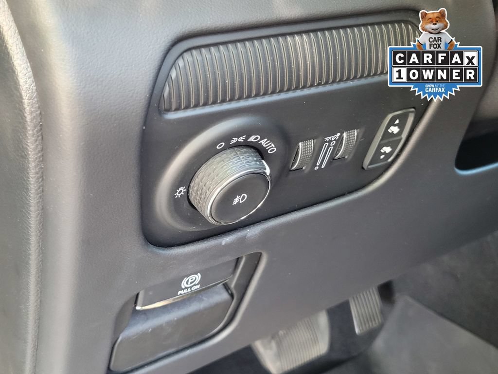 Used 2024 Jeep Grand Wagoneer L Series III AWD/4WD image 17