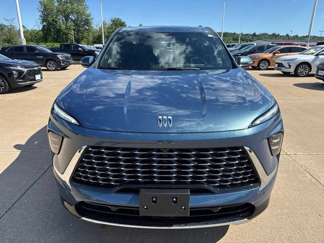 Used 2026 Buick Enclave Avenir w/ Super Cruise Package AWD/4WD image 8