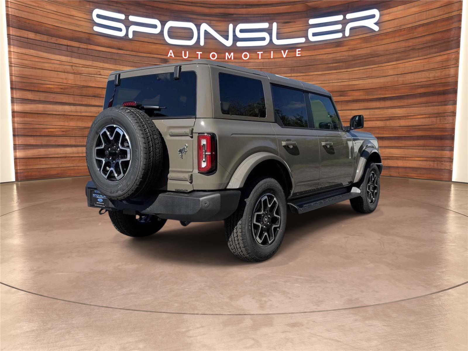 New 2025 Ford Bronco Outer Banks image 7