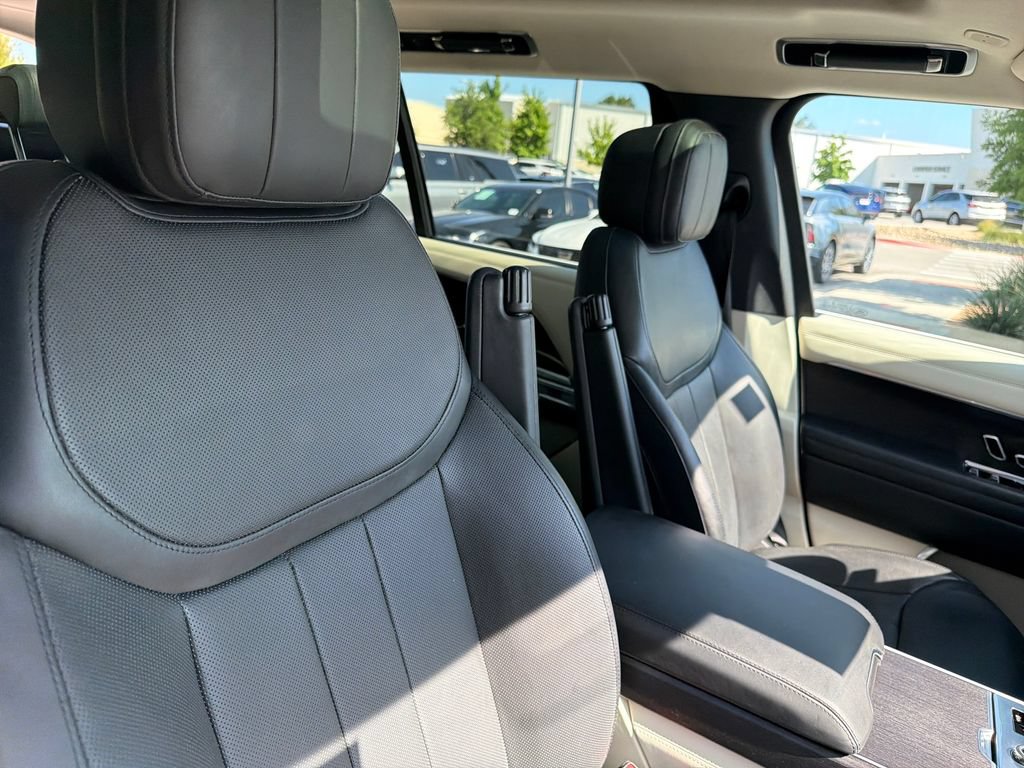 Used 2022 Land Rover Range Rover Long Wheelbase SE AWD/4WD image 37