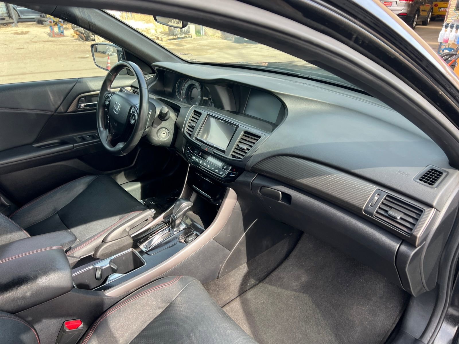 Used 2017 Honda Accord Sport Special Edition image 16