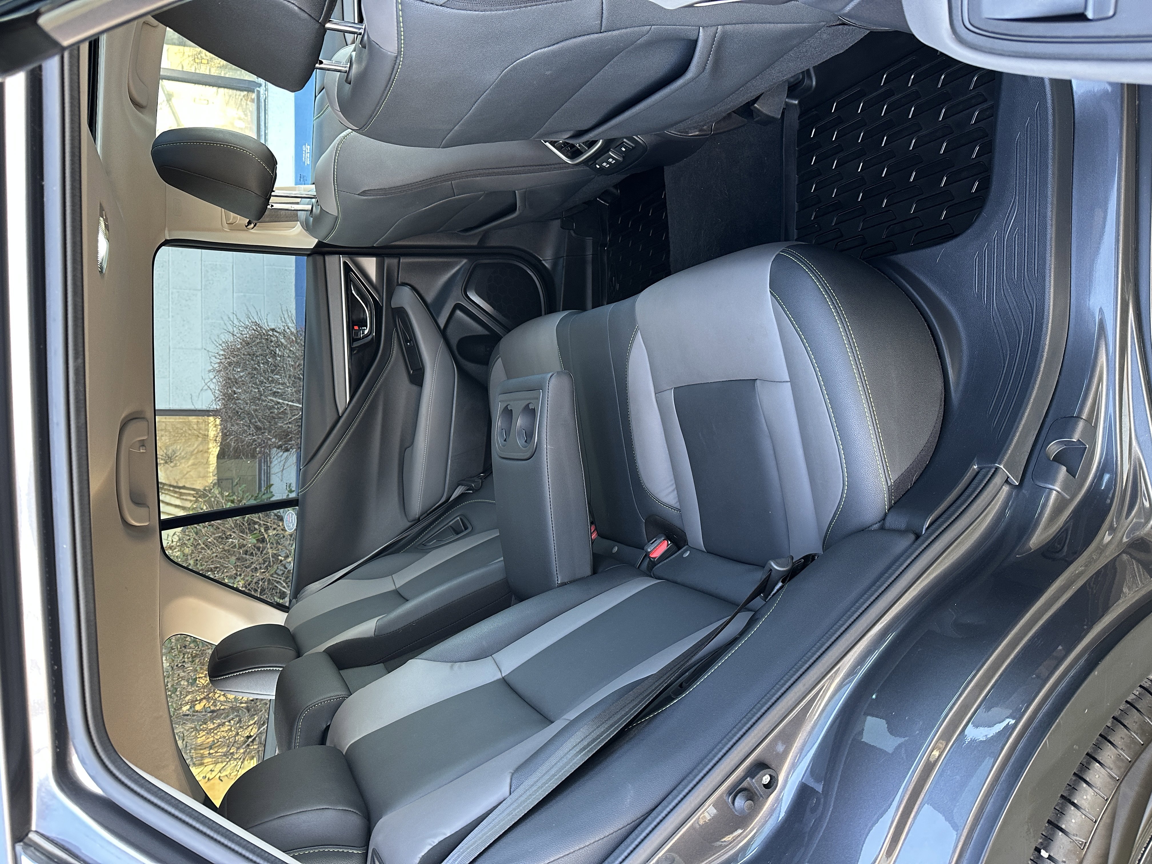 Used 2022 Subaru Outback Onyx Edition XT w/ Popular Package #2 image 24