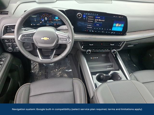 Used 2025 Chevrolet Suburban Premier AWD/4WD image 2