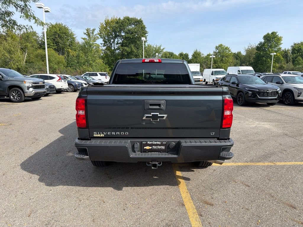 Used 2018 Chevrolet Silverado 1500 LT w/ All Star Edition AWD/4WD image 8
