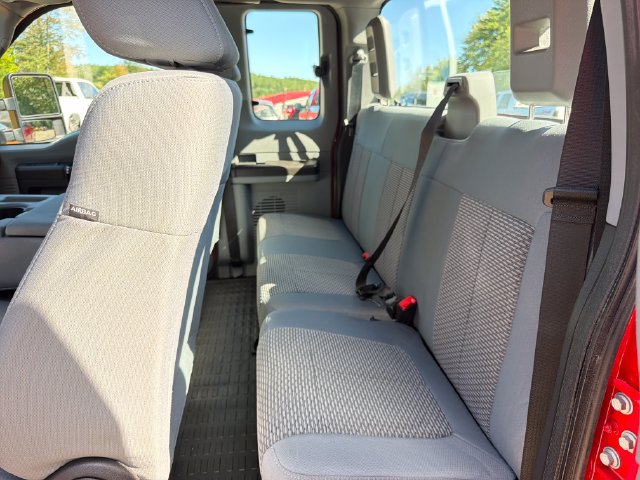 Used 2016 Ford F250 XL w/ XL Appearance Package AWD/4WD image 23