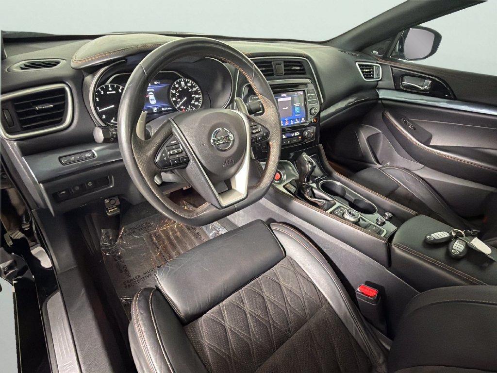 Used 2022 Nissan Maxima SR w/ Sport Mat Group FWD image 19