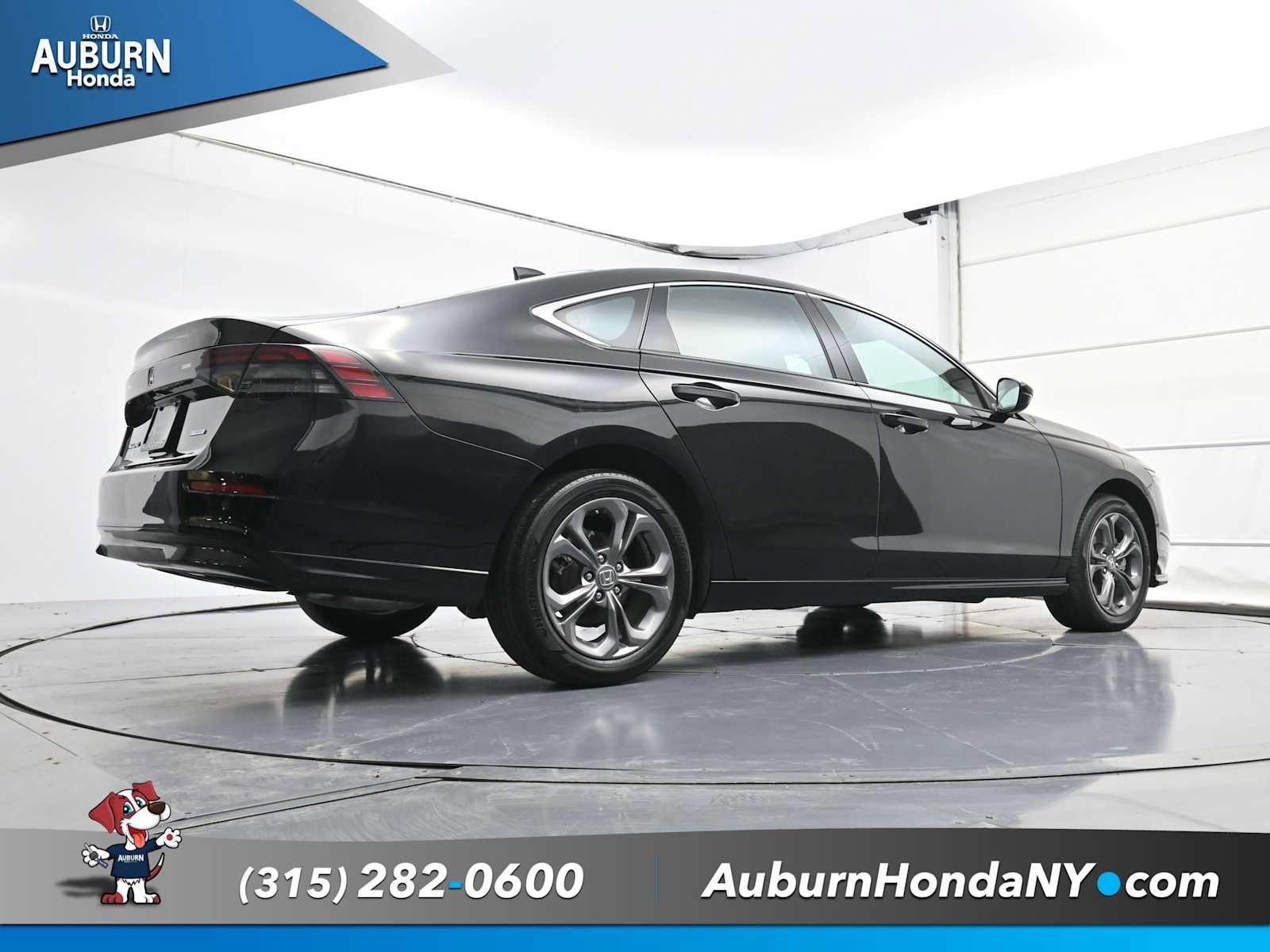 Used 2023 Honda Accord EX-L image 21