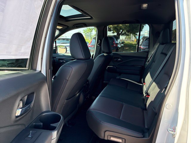 New 2026 Honda Ridgeline Black Edition image 8