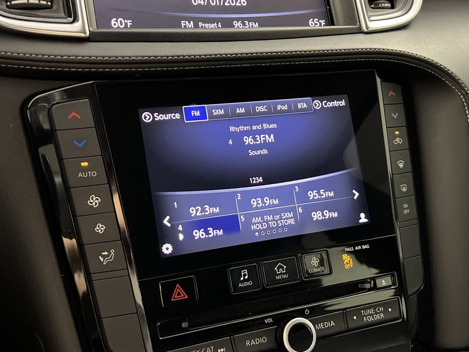 Used 2019 INFINITI QX50 Luxe image 18
