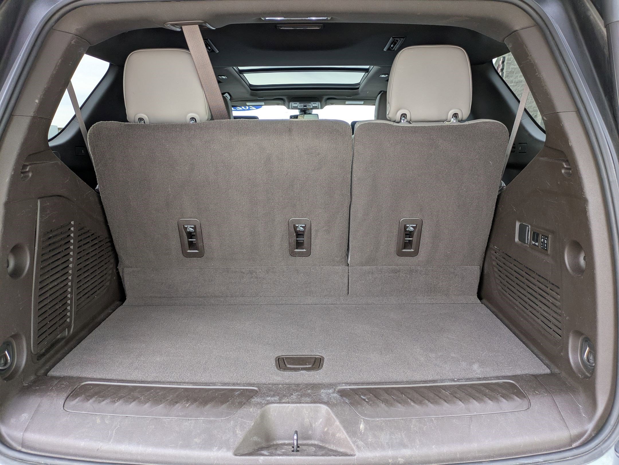 Used 2021 GMC Yukon SLT w/ SLT Luxury Plus Package AWD/4WD image 33