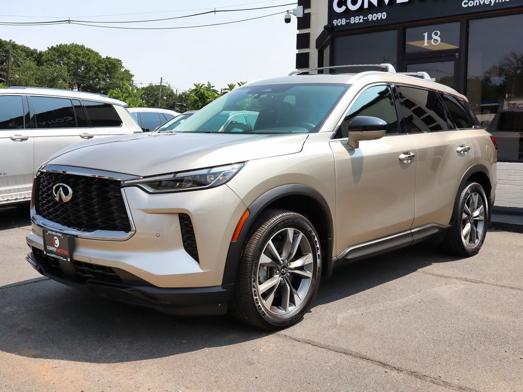 Used 2023 INFINITI QX60 Luxe w/ Cargo Package AWD/4WD image 2