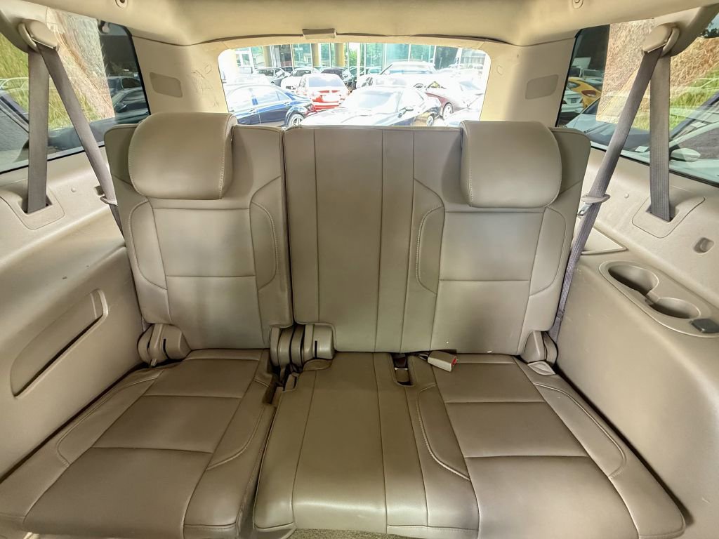Used 2017 Chevrolet Suburban Premier image 36