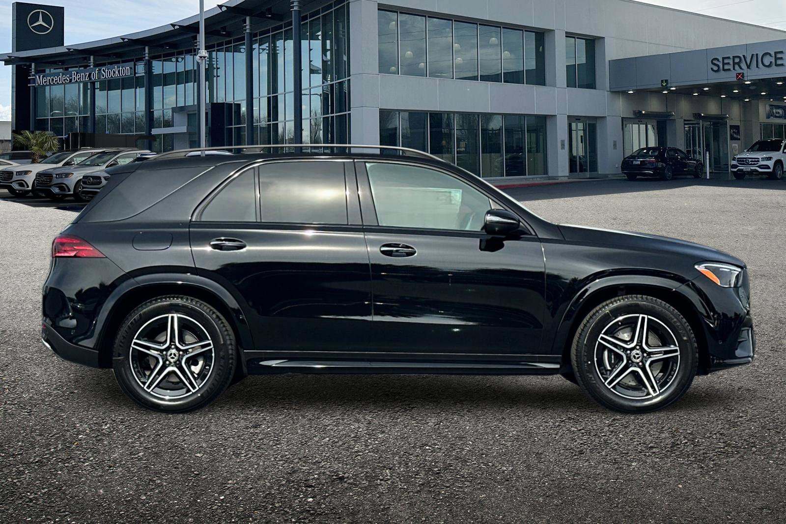 New 2026 Mercedes-Benz GLE 450 450 image 3