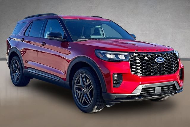 New 2026 Ford Explorer ST-Line w/ ST-Line Street Pack AWD/4WD image 2