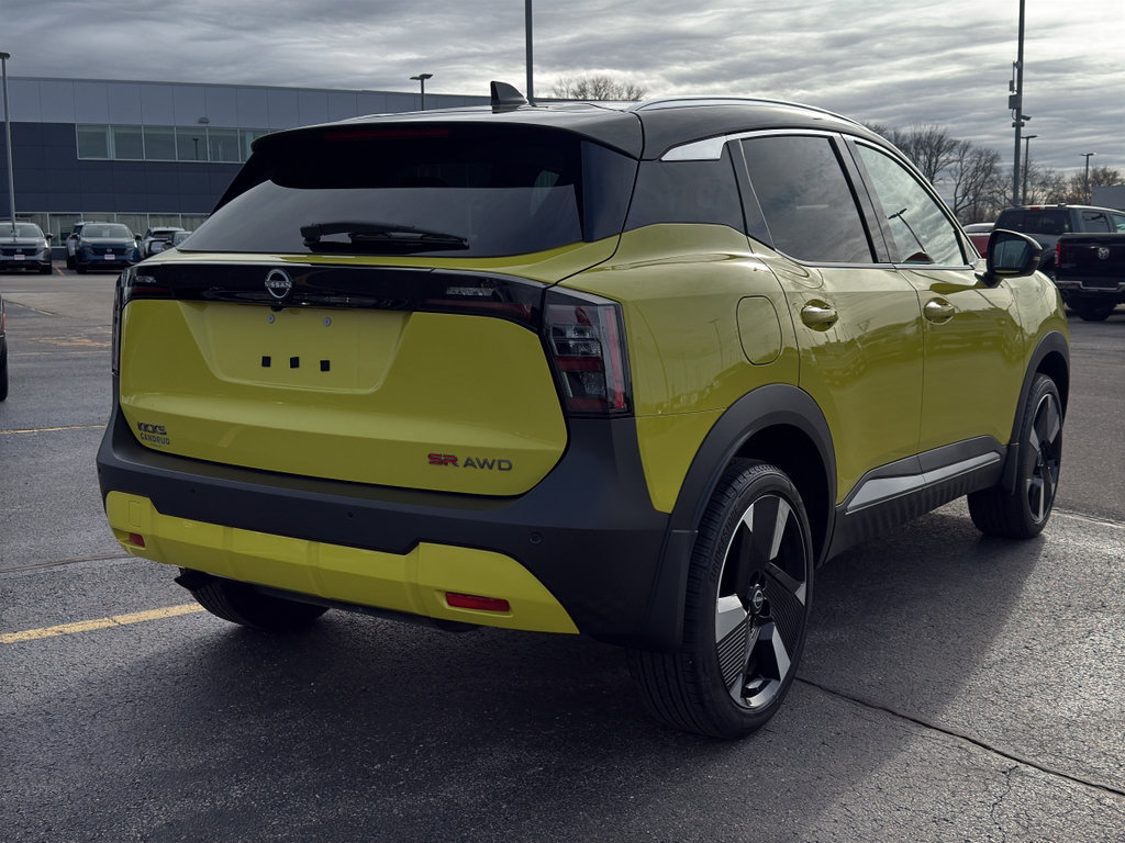 Used 2025 Nissan Kicks SR image 5