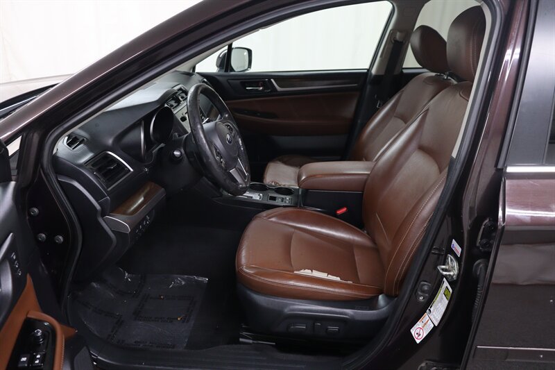 Used 2017 Subaru Outback 3.6R Touring AWD/4WD image 20