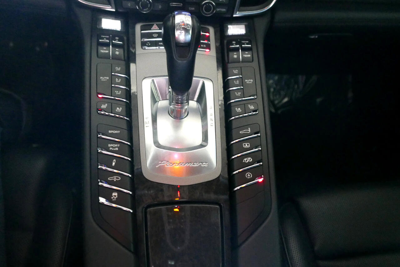 Used 2012 Porsche Panamera Turbo S image 18